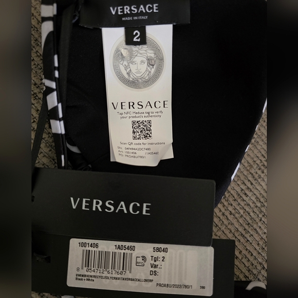🖤 Versace Logo Print Triangle Bikini Top & Side Tie Bikini Bottom NWT - Picture 8 of 9
